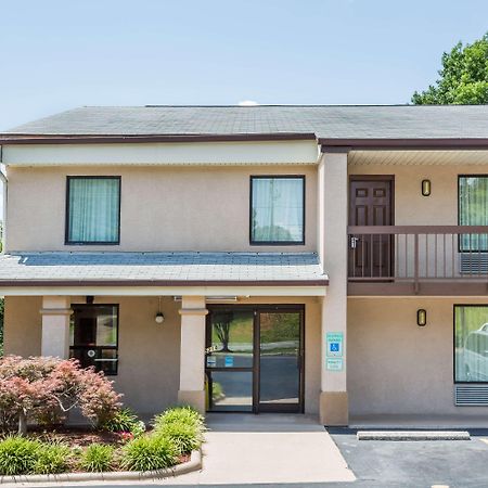 Days Inn By Wyndham Winston Salem North Ngoại thất bức ảnh
